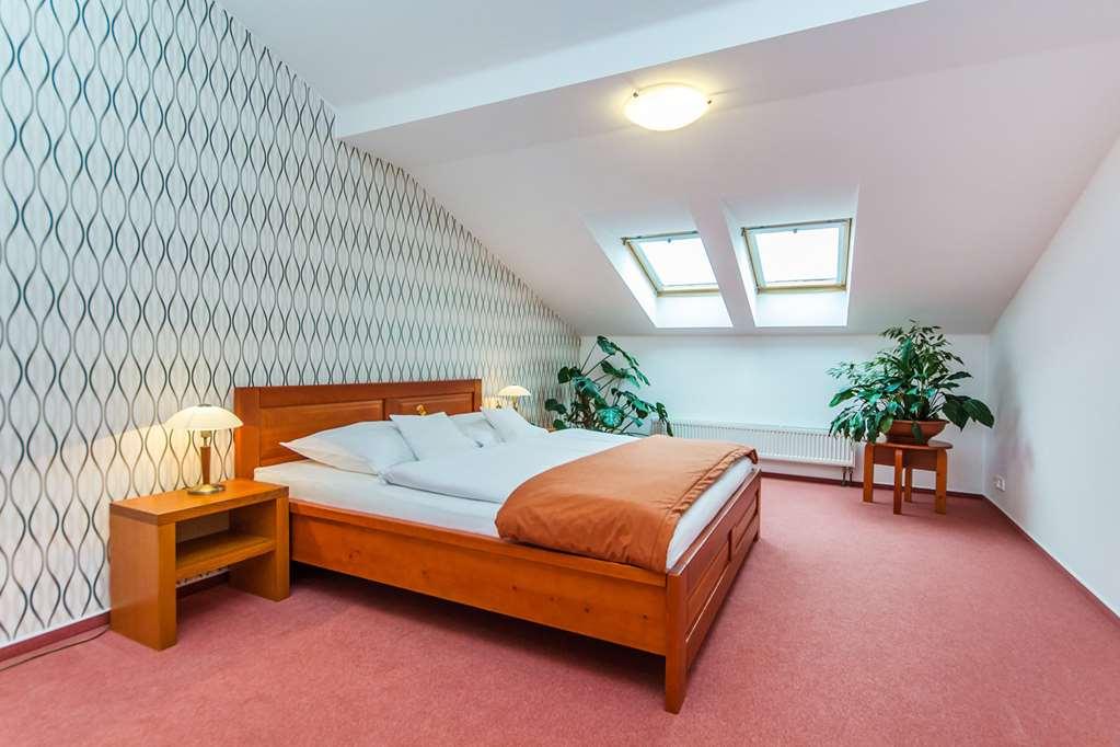 Hotel Horal Roznov pod Radhostem Phòng bức ảnh