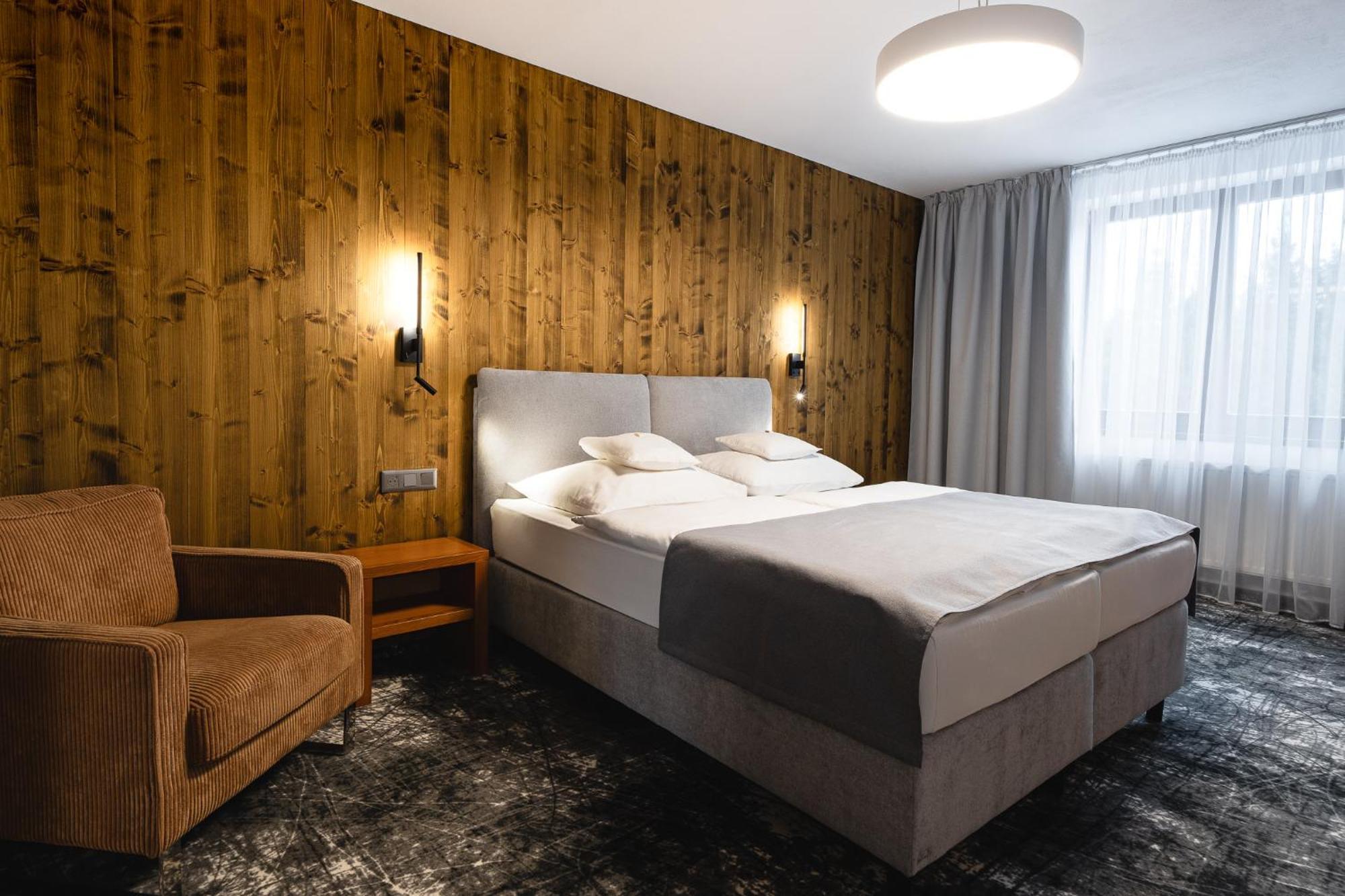 Hotel Horal Roznov pod Radhostem Ngoại thất bức ảnh